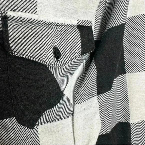 Ardene Button Up Shirt Plaid Black & White Size Large - Picture 3 of 16